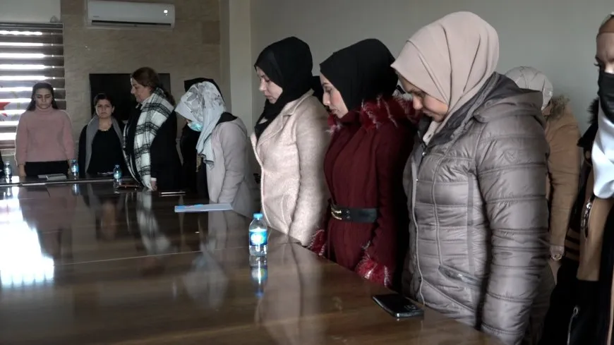 Li Heleb, Dêrazor û Dirbêsiyê Komploya Navneteweyî hat şermezarkirin