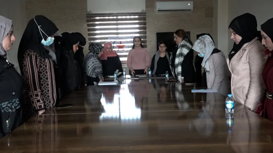 Li Heleb, Dêrazor û Dirbêsiyê Komploya Navneteweyî hat şermezarkirin