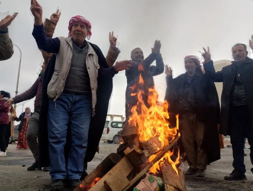 Tevî serma û baranê 34 roj e coşa berxwedana Tişrînê bilind e