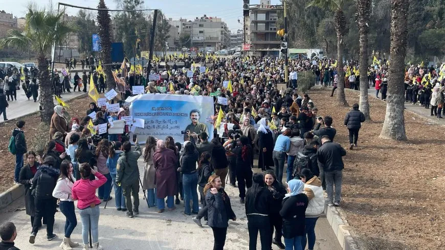 Meşa jinan a ji bo azadiya fîzîkî ya Rêber Abdullah Ocalan dest pê kir