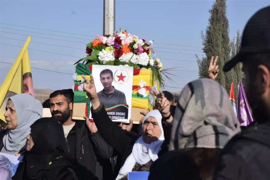 Cenazeyên şehîd Hêva û Dilawer gihîştin deriyê Sêmalka