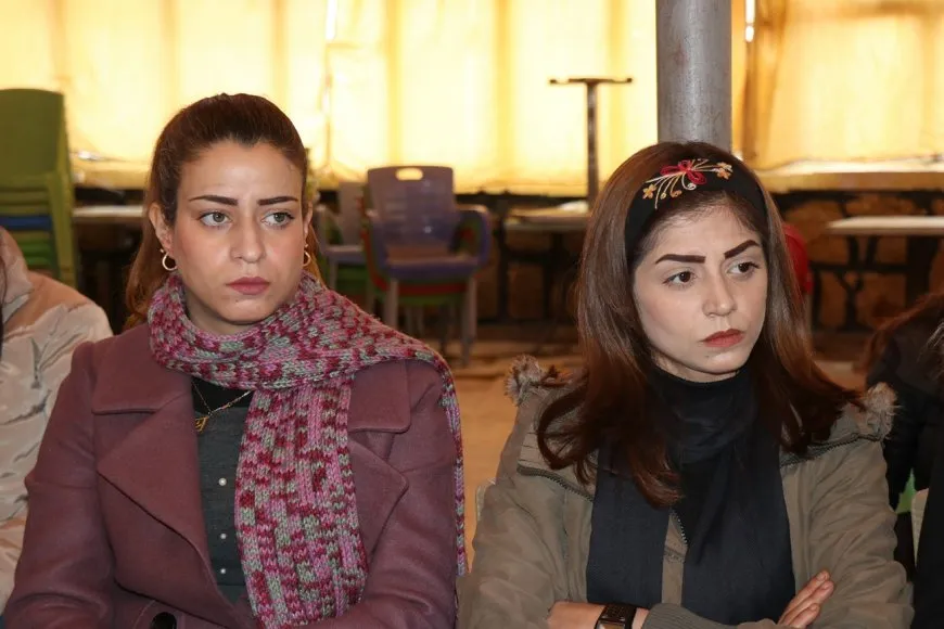 Têkildarî 15ˋê Sibatê li Helebê panela jinên ciwan