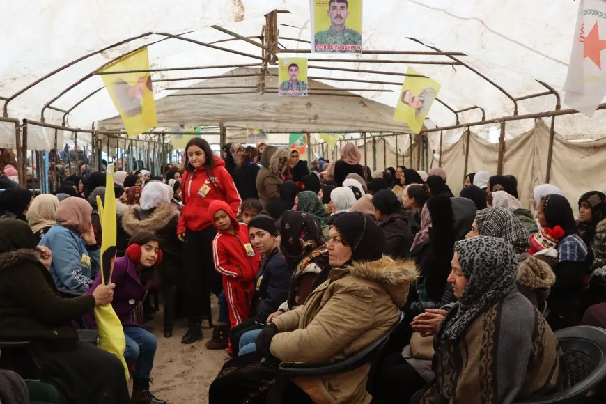 Xelkê Qamişlo sersaxî dan malbatên du şehîdan