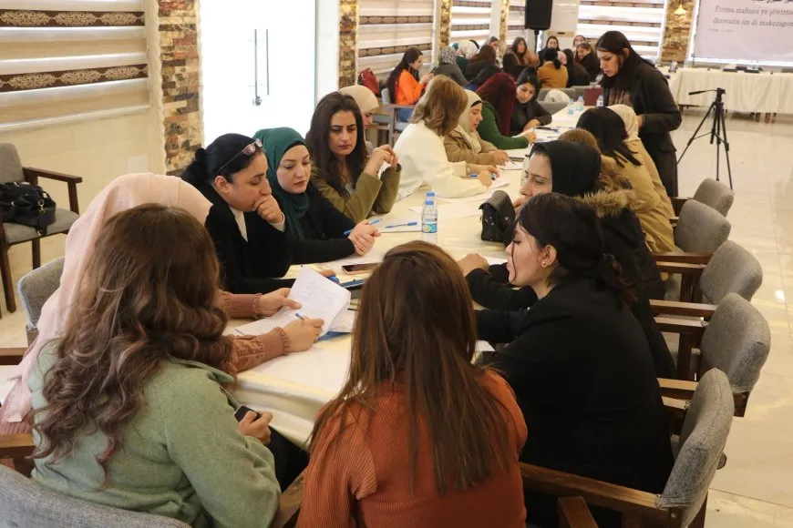 Di foruma şêwirmendiyê ya jinan daxwazên girîng