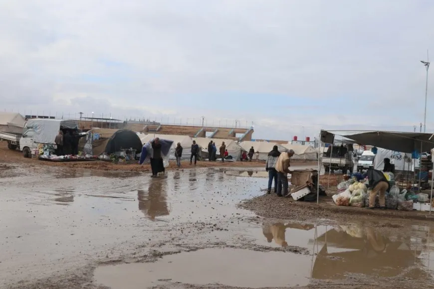 Koçberên Efrîn û Şehbayê di rewşeke dijwar de dijîn