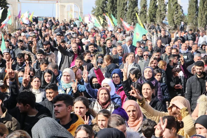 Bi hezaran cenzeyên Hêva û Dilawer  El Erebo spartin axê