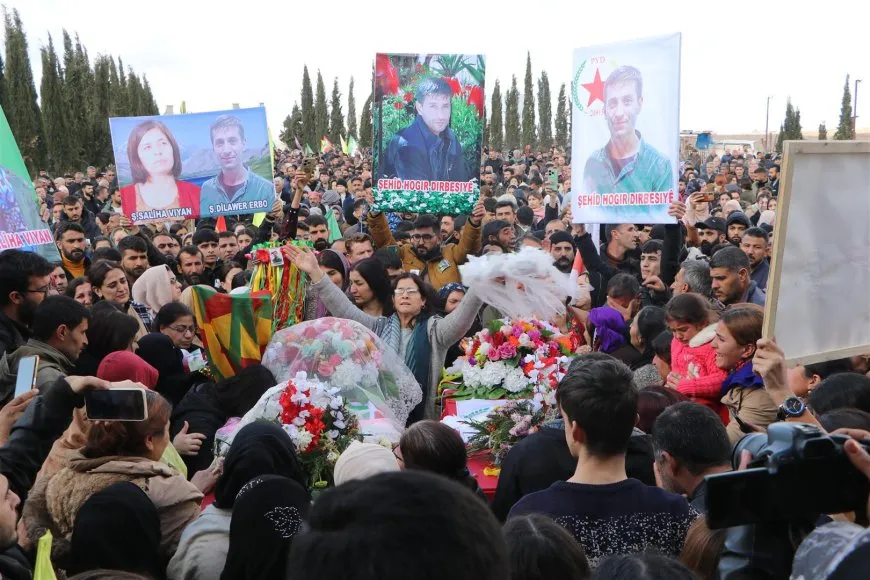 Bi hezaran cenzeyên Hêva û Dilawer  El Erebo spartin axê
