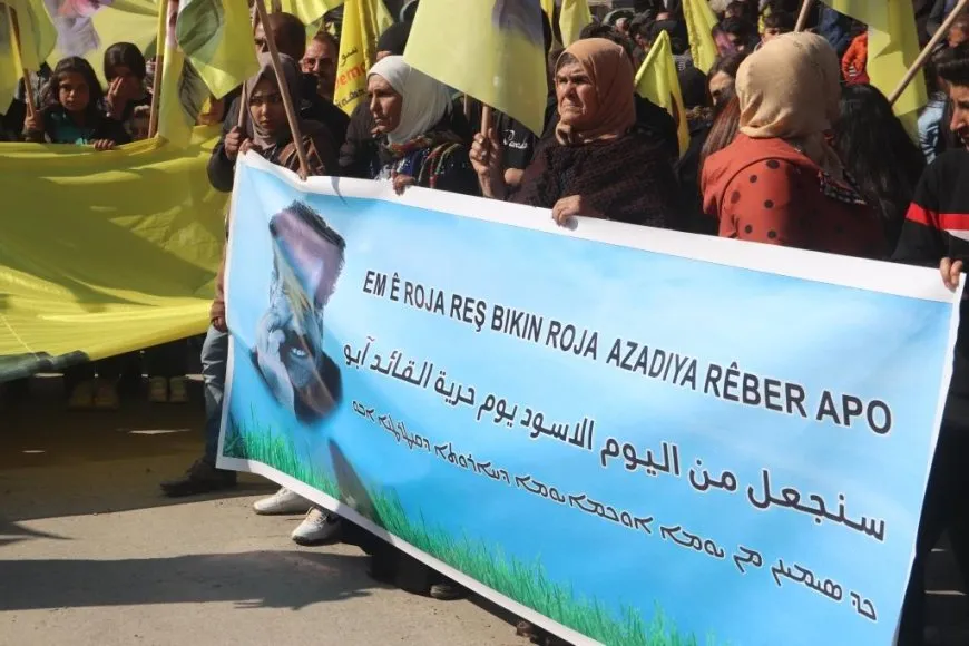 Li Reqayê gel ji bo azadiya fîzîkî ya Rêber Abdullah Ocalan daket qadan