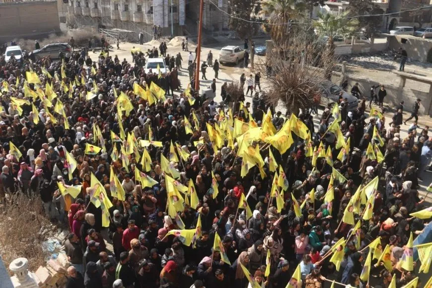 Li Reqayê gel ji bo azadiya fîzîkî ya Rêber Abdullah Ocalan daket qadan