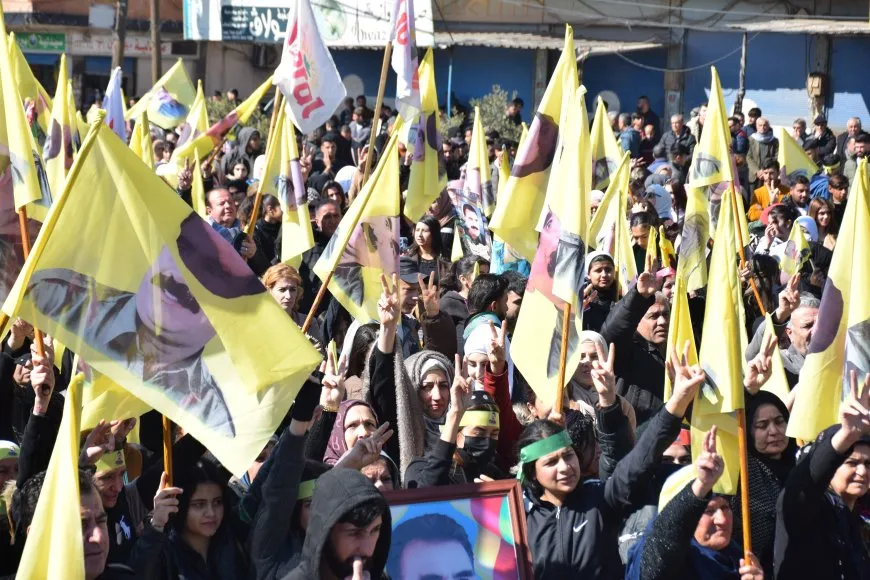 Kurd, Ereb û Suryan ên Girkê Legê daxwaza azadiya Rêber Abdullah Ocalan kir