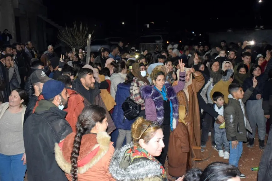 Gelê Cizîrê berxwedêrên Bendava Tişrînê pêşwazî kirin