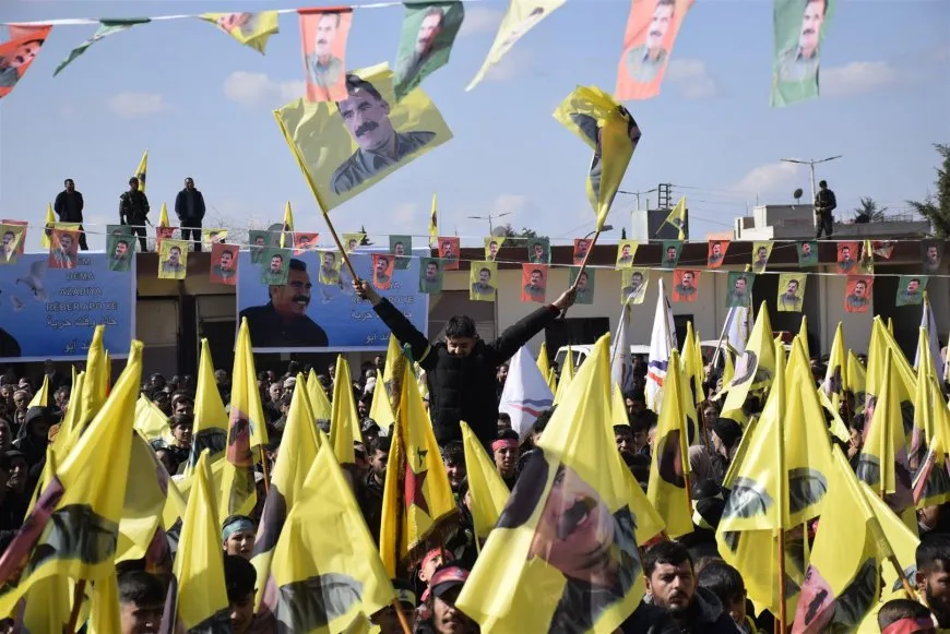 ‛Vîna gelan rûbirûyî Komploya Navneteweyî ye’