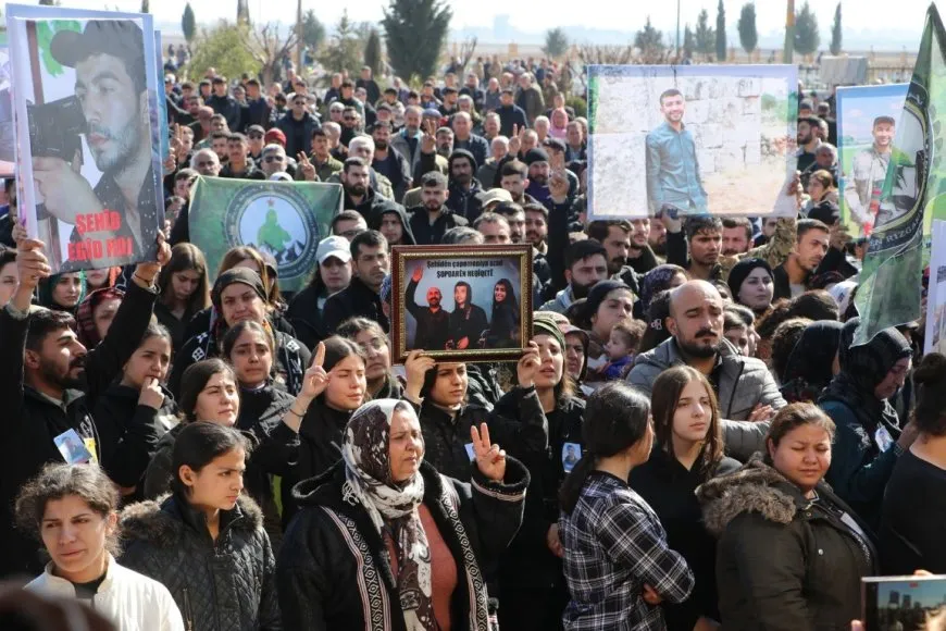 Bi merasîmeke biheybet şehîd Egîd Roj hat oxirkirin û şehîd Zagros hat bibîranîn