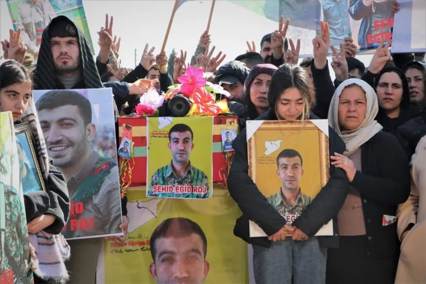 Bi merasîmeke biheybet şehîd Egîd Roj hat oxirkirin û şehîd Zagros hat bibîranîn