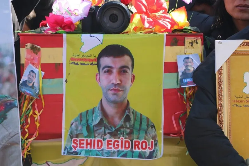 Bi merasîmeke biheybet şehîd Egîd Roj hat oxirkirin û şehîd Zagros hat bibîranîn