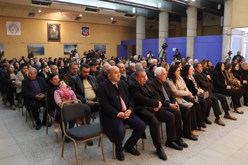 Pêkhateya Suryan Roja Zimanê Dayikê pîroz kir