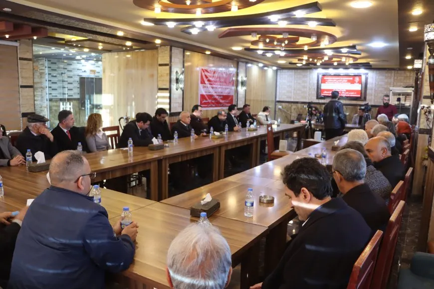 KNK-Rojava têkildarî yekemîn şoreşa Kurdî panelek li dar xist