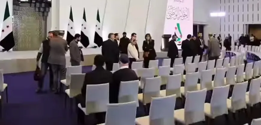 ‘Kongreya Diyaloga Nîştimanî’ dest pê kir… rexne û boykotkirin