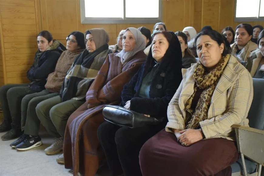 Çalakiyên 8`ê Adarê li Dirbêsiyê bi civînekê dest pê kir