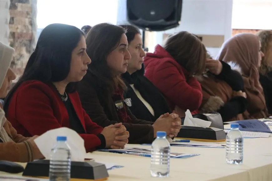Li Hesekê foruma hiqûqî bi encamnameyekê bi dawî bû