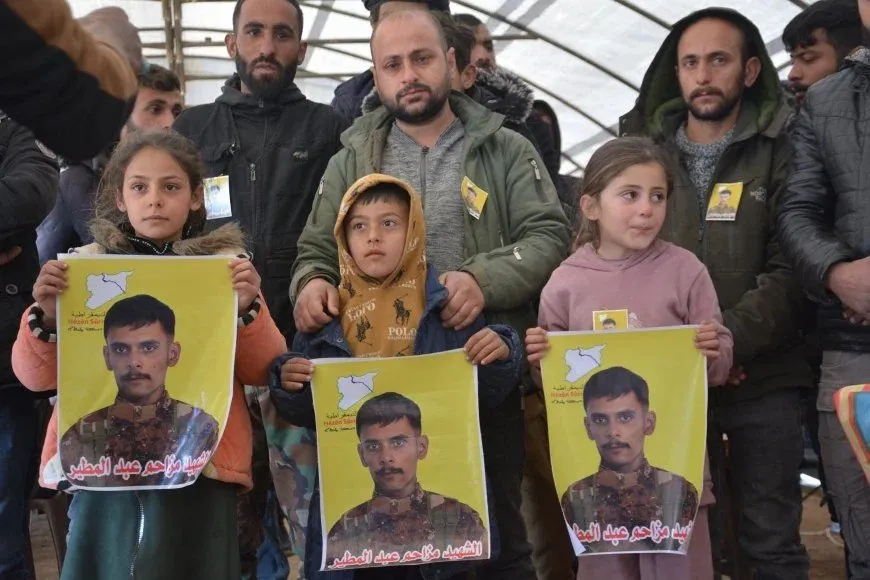 ‛Em dev ji berxwedan û têkoşînê bernadin’