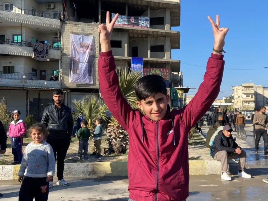 Gelên Bakûr û Rojhilatê Suriyeyê ji bo guhdarkirina peyama Rêrtiyê kom dibin