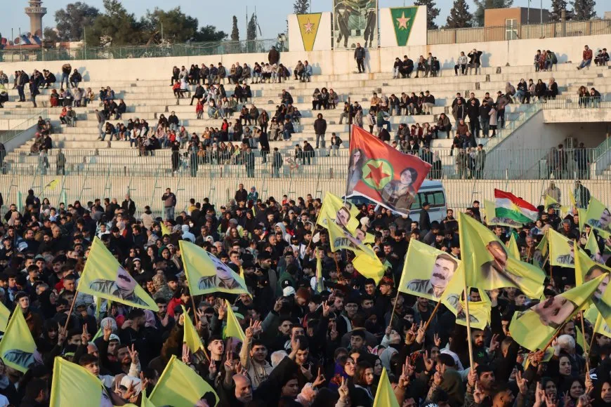 Bi deh hezaran kes peyama Rêber Apo guhdar dikin