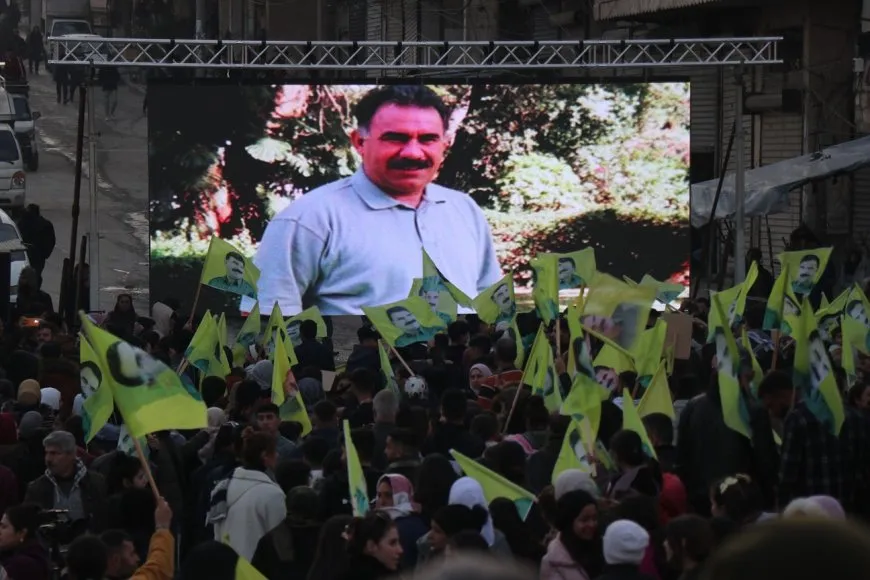 Bi deh hezaran kes peyama Rêber Apo guhdar dikin