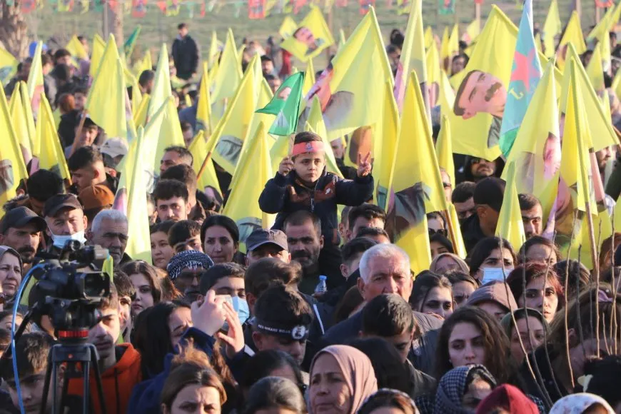 Bi deh hezaran kes peyama Rêber Apo guhdar dikin