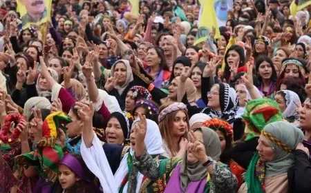 Jinên Kantona Firatê: Em ê 8`ê Adarê bikin roja têkoşîn e