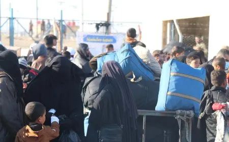 Komeke din a penaberên ji Iraqê ber bi welatê wan ve hatin şandin