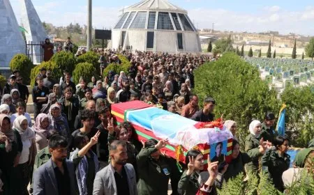  Şehîd Ronîda bi merasîmeke biheybet hat oxirkirin