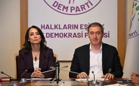 Hevserokên DEM Partî: Girtina Îmamoglû darbeyek li dijî edalet û demokrasiyê ye