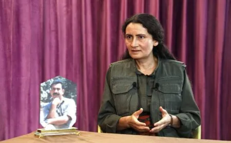 Besê Hozat: Bêyî garantiya qanûnî û hiqûqî ev pêvajo bi rê ve naçe