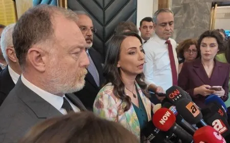 Tulay Hatîmogullari: Em bang li rayedaran dikin ku peywira xwe bi cih bînin