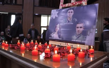 Li Zanîngeha Kobaniyê bîranîna şehîdên Tişrîn û Qereqozaqê