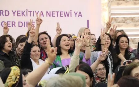 Beşdarên Konferansa Jinên Kurd: Bi yekitiya jinan yekitiya gelan ava dibe