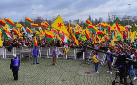 Newroza Rêbertiya Azad, Civaka Demokratîk destpê kir
