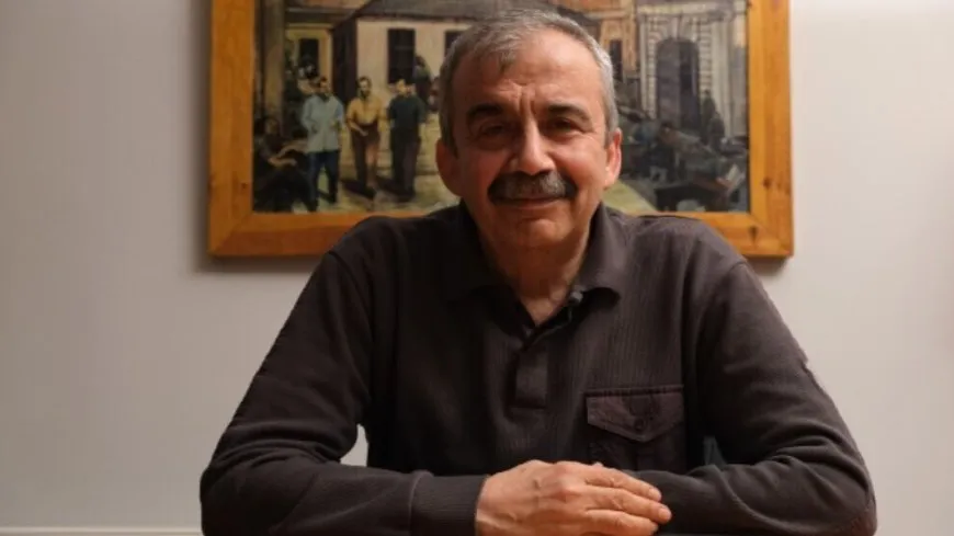 Onder: Ya girîng îrade û biryardariya hatî nîşandan e