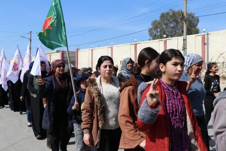 Jinên li Tebqayê: Em polîtîkayên biçûkxistin û înkarê qebûl nekin