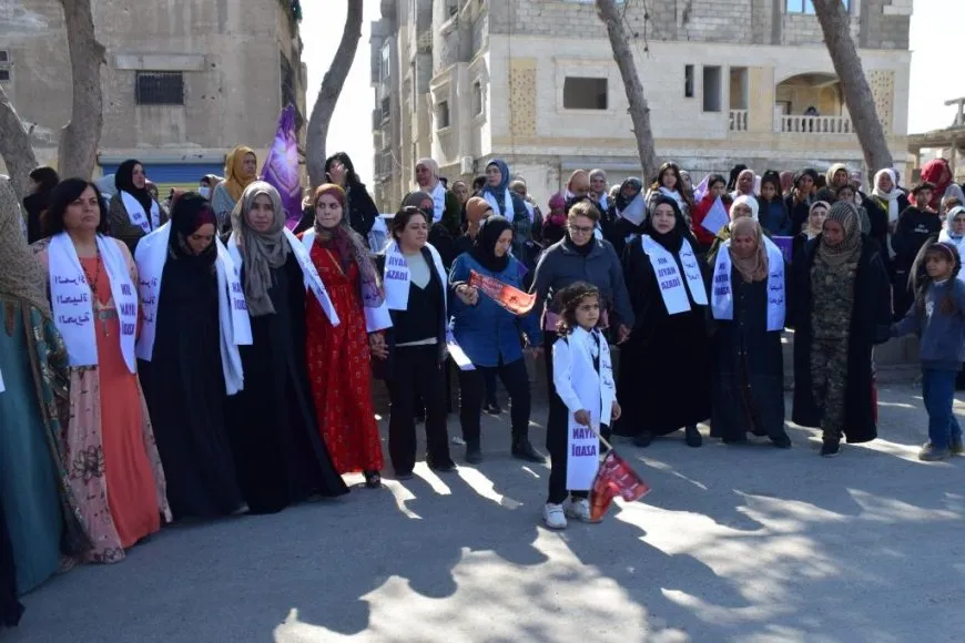 Li Reqayê meşa girseyî