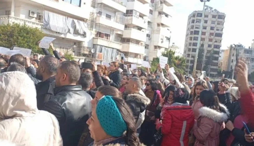 Karkerên tendurstiyê li dijî biryara derxistina wan ji kar rabûn