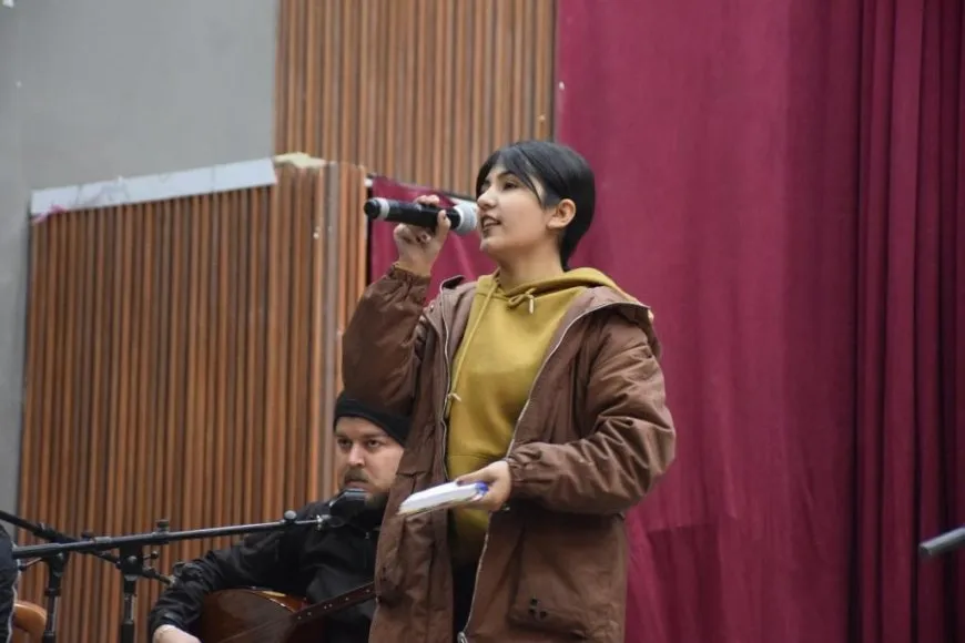 Jinên Kobanî bi çanda xwe 8’ê Adarê pêşwazî dikin
