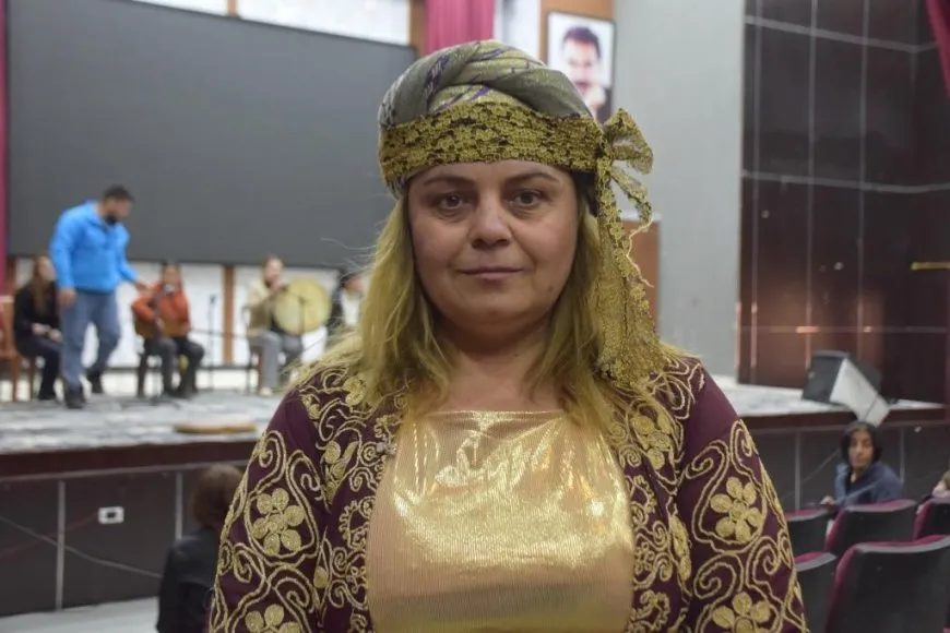 Jinên Kobanî bi çanda xwe 8’ê Adarê pêşwazî dikin