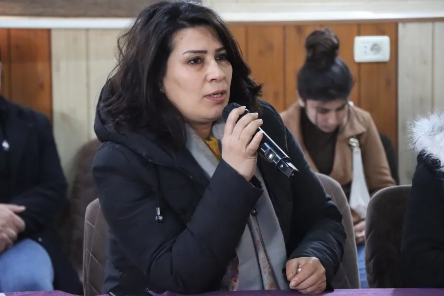 Jinan çawaniya mîsogerkirina mafên xwe di destûra nû de nîqaş kirin