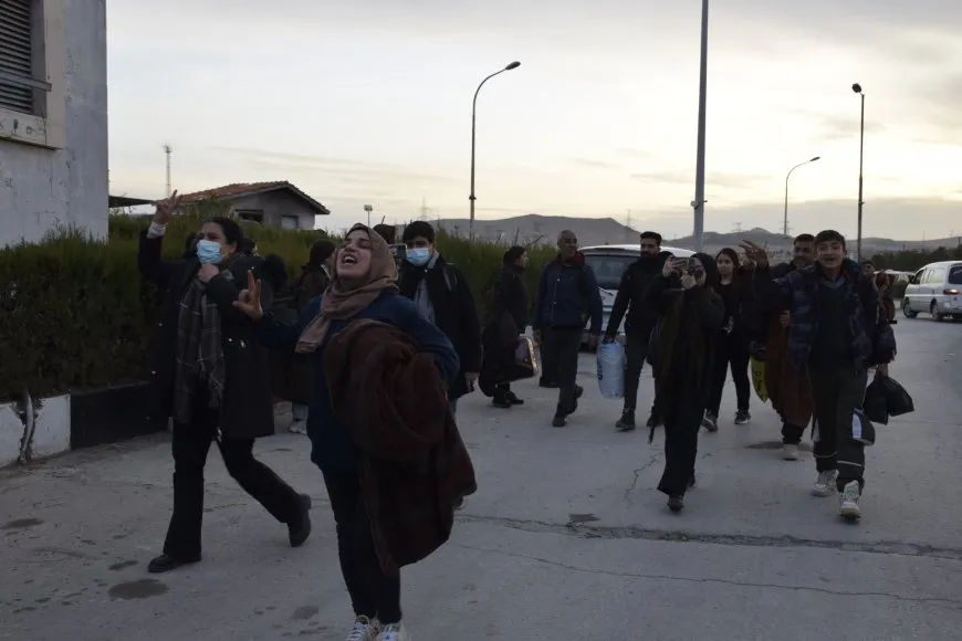 Karwana berxwedêrên Cizîrê gihîşt Bendava Tişrînê
