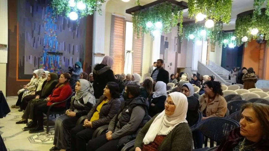 Birîndarên berxwedana Bendava Tişrînê hatin xelatkirin