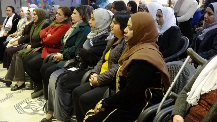 Birîndarên berxwedana Bendava Tişrînê hatin xelatkirin