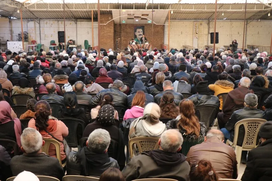 Şêniyên Helebê li ser girîngiya banga dîrokî ya Rêber Abdullah Ocalan nirxandin