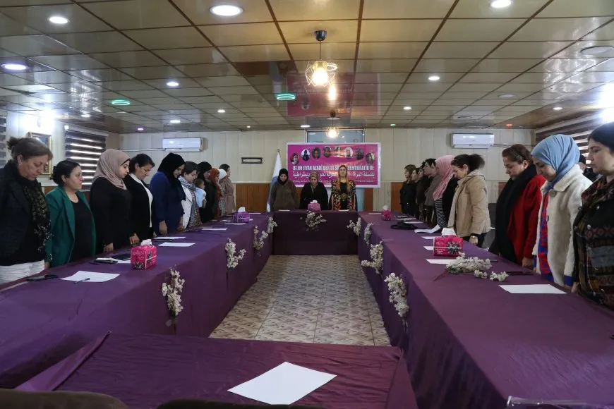 Bi çalakiyên cihêreng 8’ê Adarê li gelek bajaran hat pîrozkirin